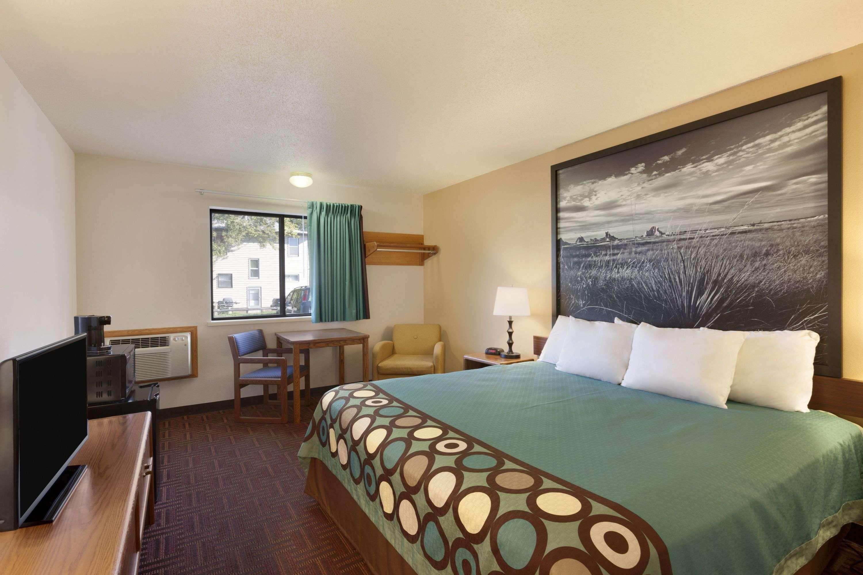 ซูเปอร์ 8 บาย วินด์แฮม วอลล์ Hotel ภายนอก รูปภาพ