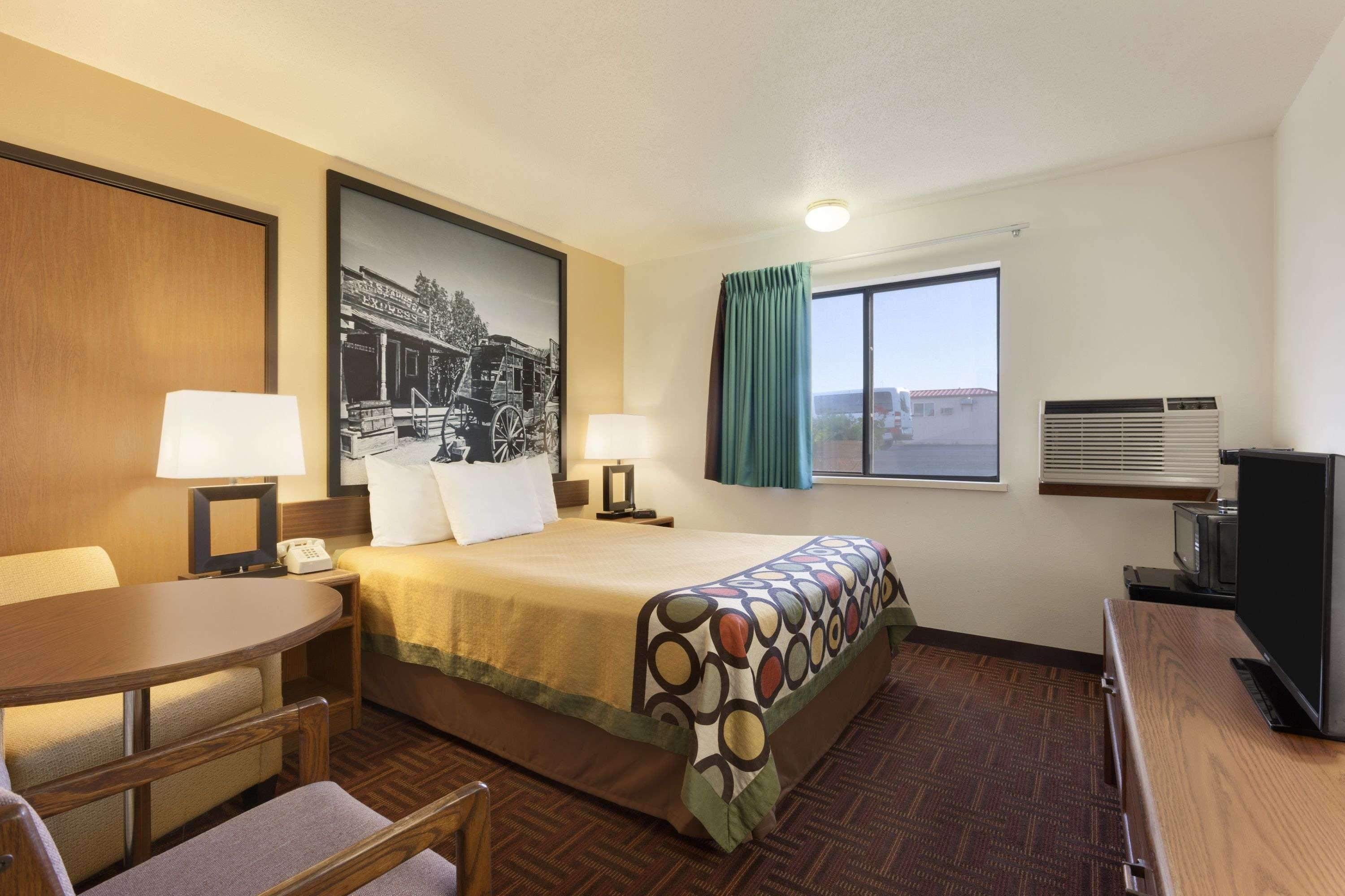 ซูเปอร์ 8 บาย วินด์แฮม วอลล์ Hotel ภายนอก รูปภาพ